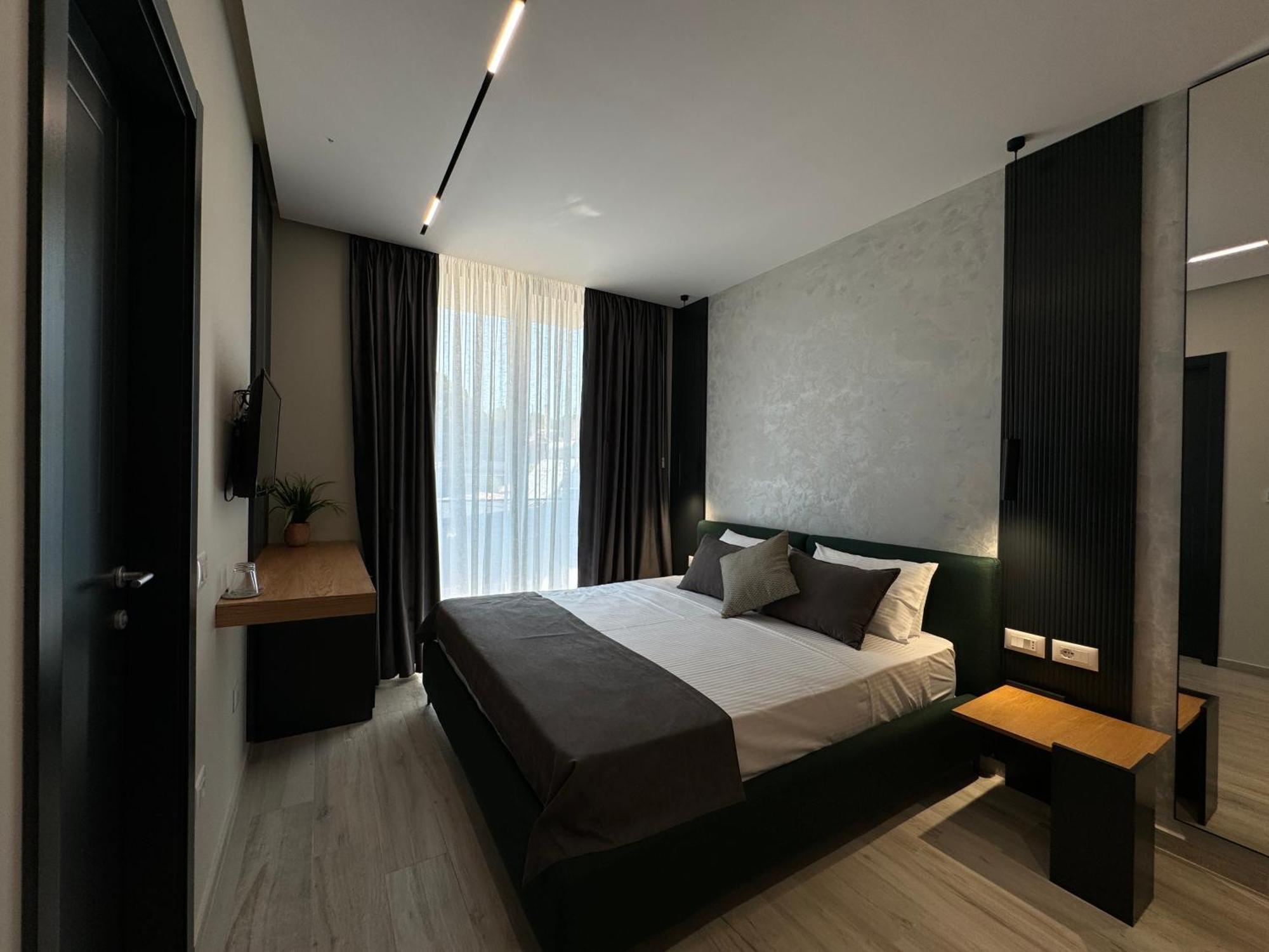Twins Hotel Vlorë 외부 사진