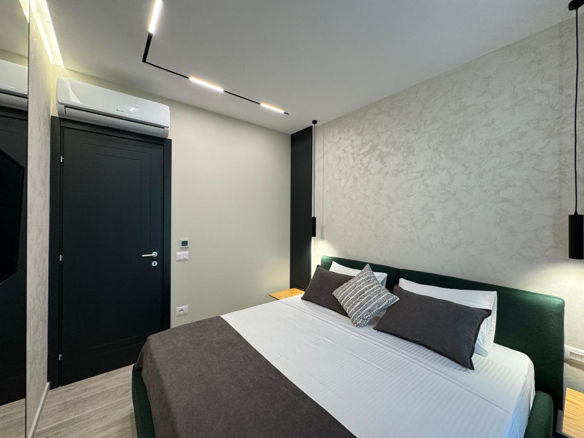 Twins Hotel Vlorë 외부 사진